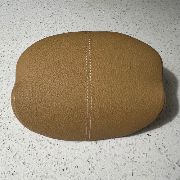 Tod's Sunglasses CaseTan Clam Shell Style 6 1/2" Long - Picture 2 of 5